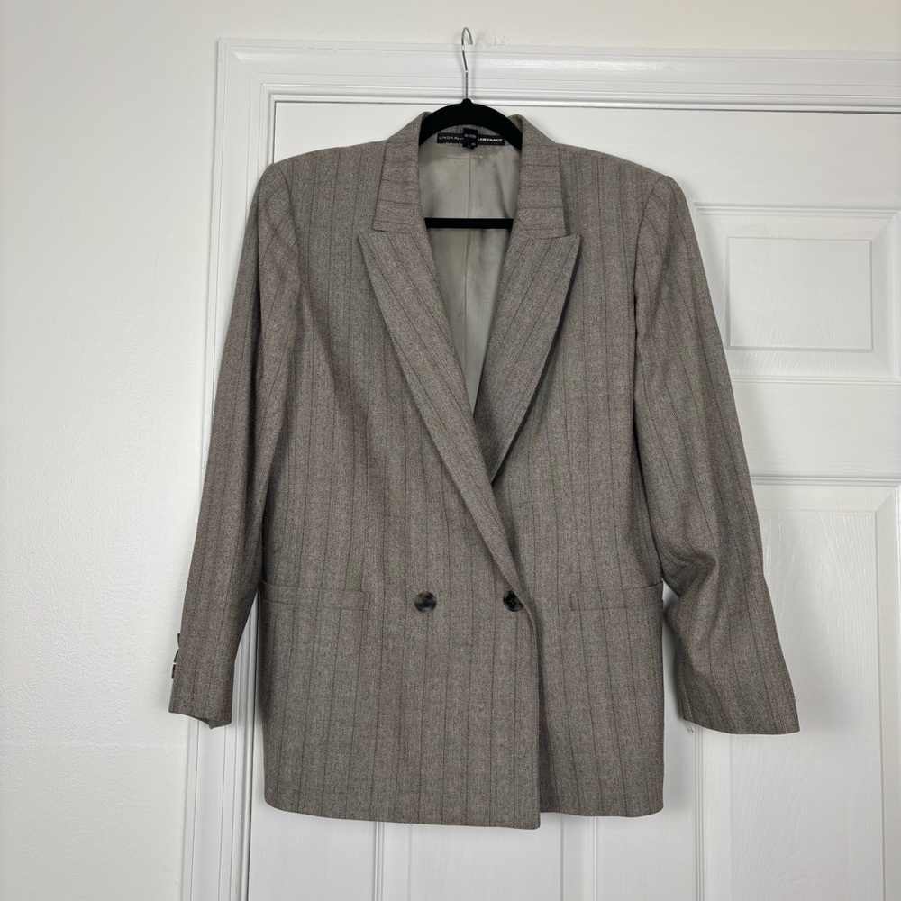 EUC Gray Striped Ellen Tracy Blazer